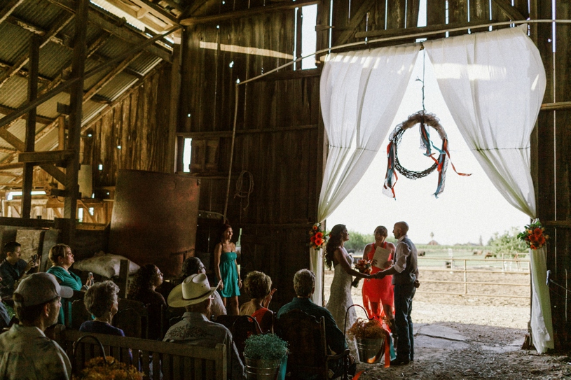 rustic real farm house wedding by heather elizabeth photography