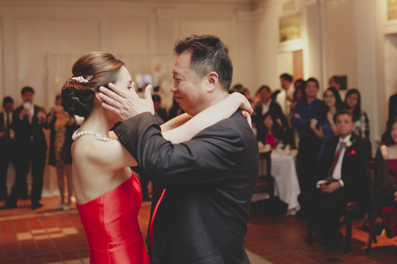emotional father daughter dance at the adobo lodge in santa clara by heather elizabeth photography