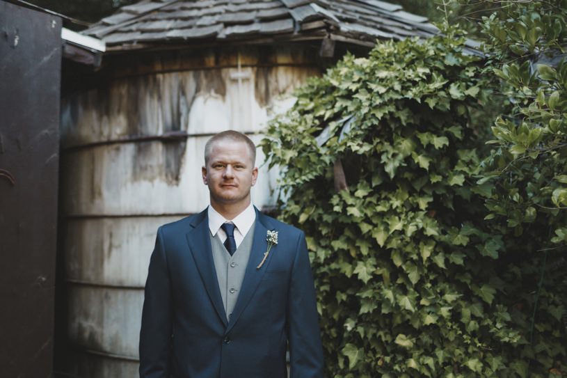 wildwood acres resort wedding with blue groom suit by heather elizabeth photography